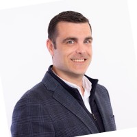 Alex Mandaña Email