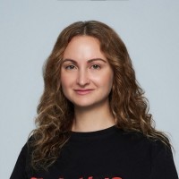 Angie Malltezi Email