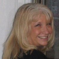 Stephanie Newhouse Email & Phone Number