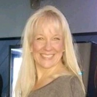 Hub Technical Services Employee Joyce's profile photo