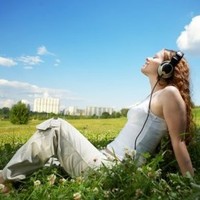 Sanmina-SCI Employee Hellen He's profile photo