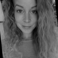 Sofie Månsson Email