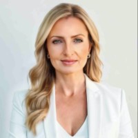 Evelyn Reinson Email & Phone Number