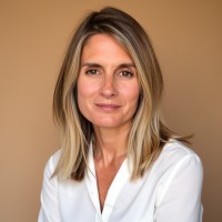 Laura McCracken Email & Phone Number