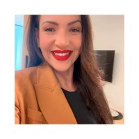 Renata Coimbra Email