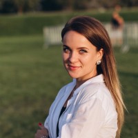 INSERT LINK Employee Mariia Bozhko's profile photo