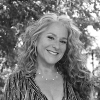 Okay Goodnight! Employee Marta Kauffman's profile photo