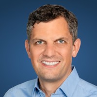 Urs Unternährer Email