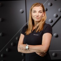 Lucie Husárová Email