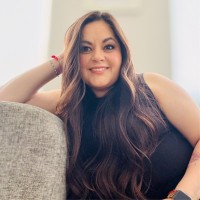 Karla Robles Email