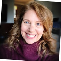 Kellie Fox Email & Phone Number