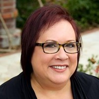 Flip.to Employee Debi Moses's profile photo