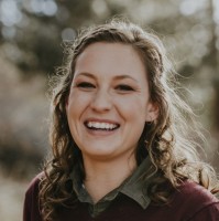 Hayley Wahlroos Email