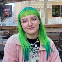 Veronique Hawksworth Email