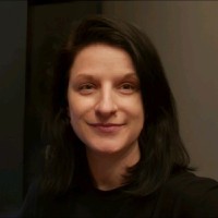 Chloë Redmond Email
