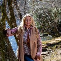 REMAX TOWN AND COUNTRY GA Employee Jennifer Realtor's profile photo