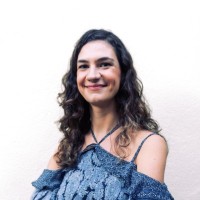 Flávia Moré Email