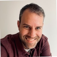 E-mail e número de telefone de Erik Fialho