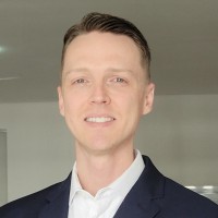 Vitor Bender Email