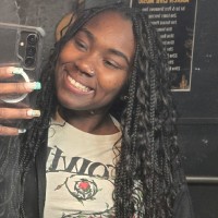 Custom BackOffice Solutions Employee Shontic Davis's profile photo