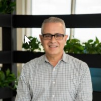 SAP Employee Lou Valdes's profile photo