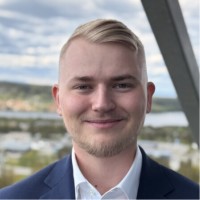 Gustav Hellström Email