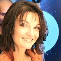 Laetitia Lillo Email