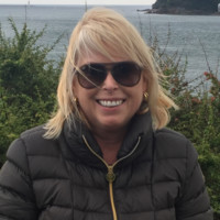 Circa Real Estate Employee Susanne Crump's profile photo
