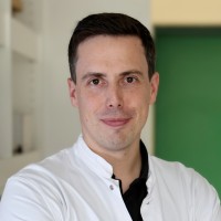 Florian Enzmann Email