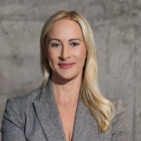super{set} Employee Ruth Robinson's profile photo