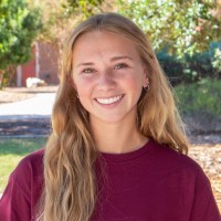 fd2s Employee Chloe Mills's profile photo