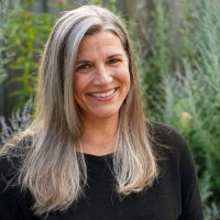 Amy Lundgren Email & Phone Number