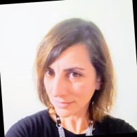 Laura de Los Santos Email