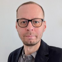 Yuriy Prytuliak Email
