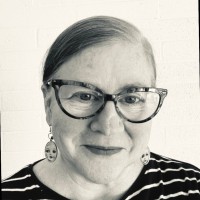 New Harbinger Publications Employee Julie Kahn's profile photo