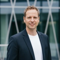 Dominik Haug Email