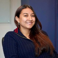 Lorena León García Email