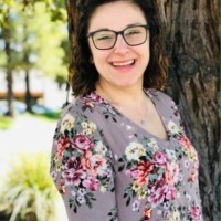 Center Point, Inc. Employee Kari Kenyon's profile photo