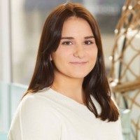 Holly Stiller Email & Phone Number