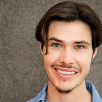 Michael 石麦翔 Email & Phone Number