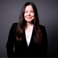 Nadja Peterburs Email