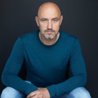 Jan Meijroos Email & Phone Number