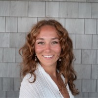 TRAVELLUSTRE Employee Ellie Sabet's profile photo