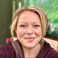 Pamela Powers Email & Phone Number