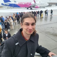 Wiktor Sutor Email