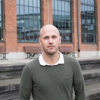 Eric Blennow Email