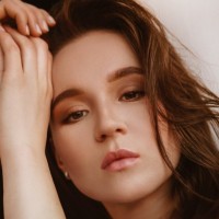 moon. Employee Iuliia Andreeva's profile photo