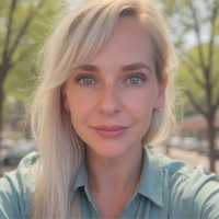 Carolyn Voulgaridis