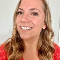 Popskull Employee Jen Peretz's profile photo