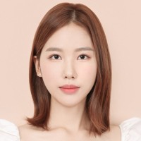 Ella Lee Email